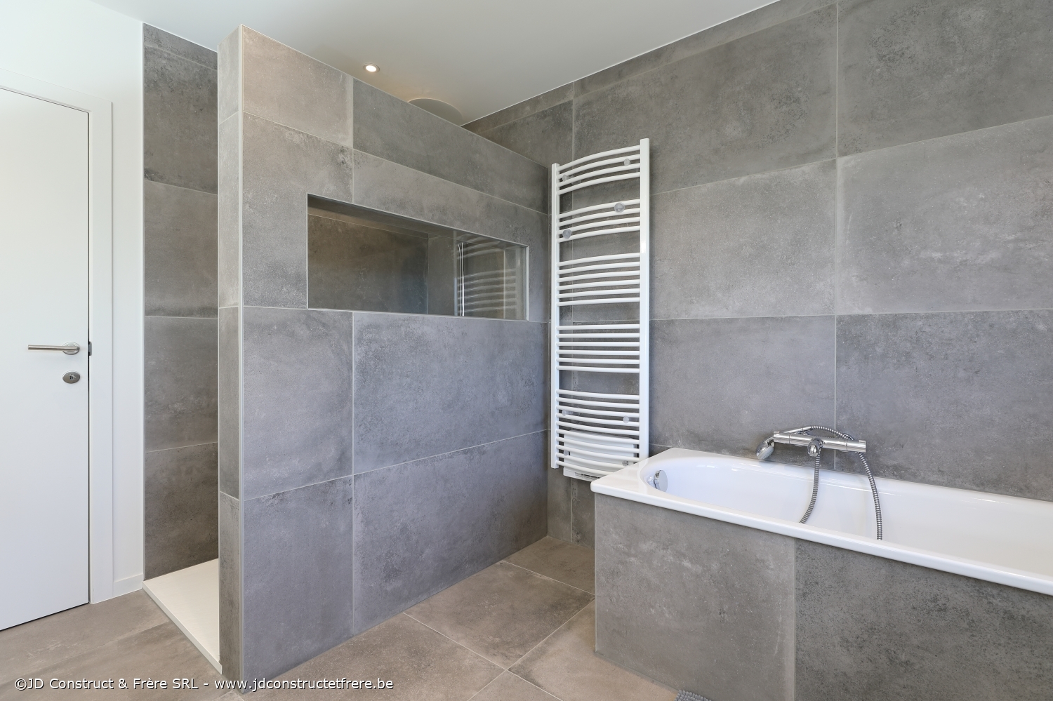 Aménagements intérieur et extérieur