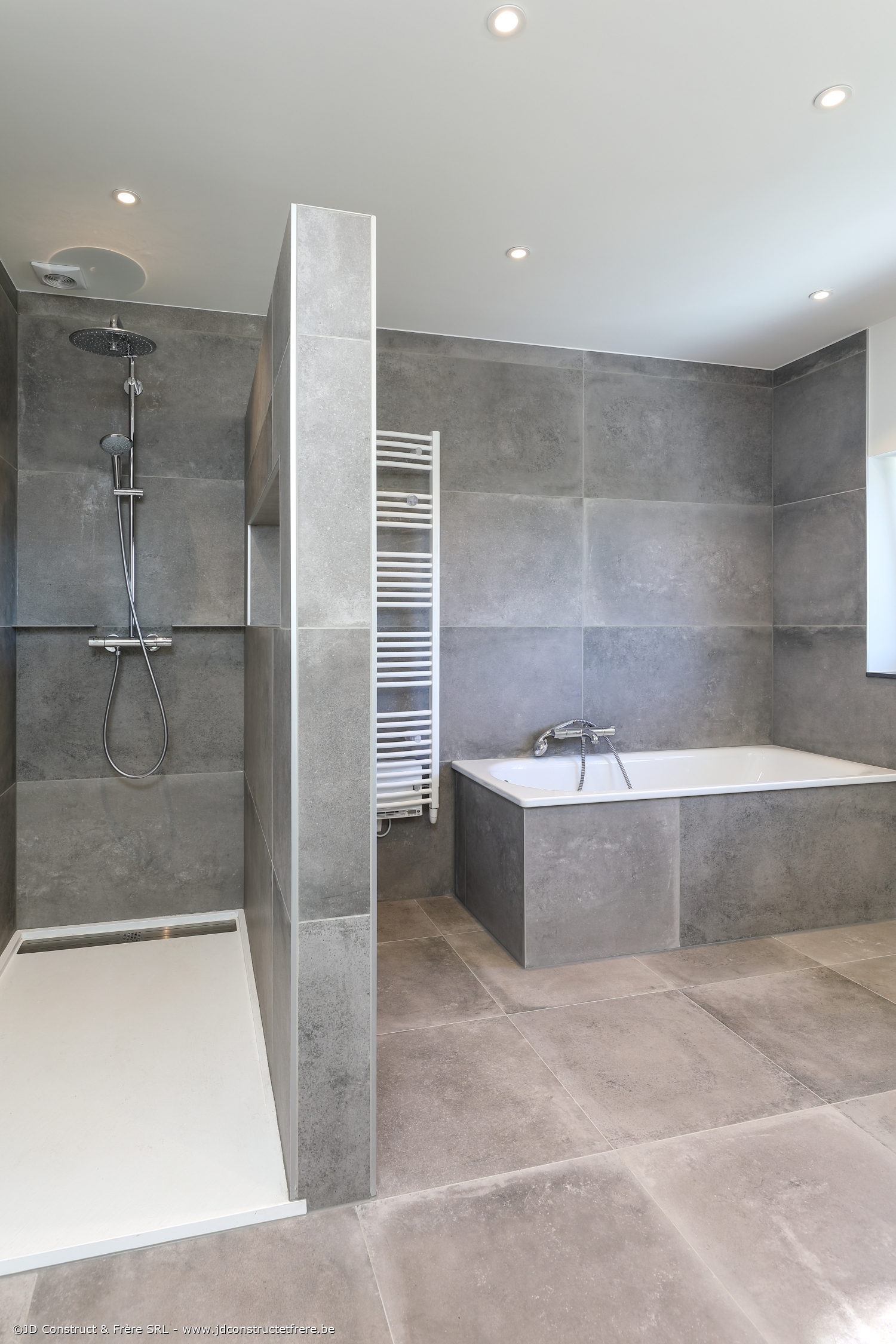 Aménagements intérieur et extérieur